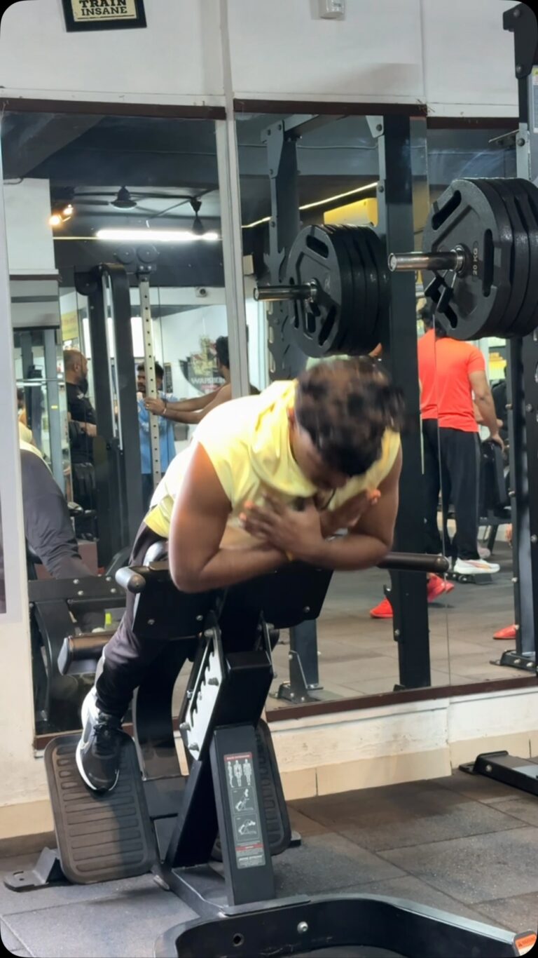 Instagram post from warriorfitnesshandewadi. This post is in position 1.